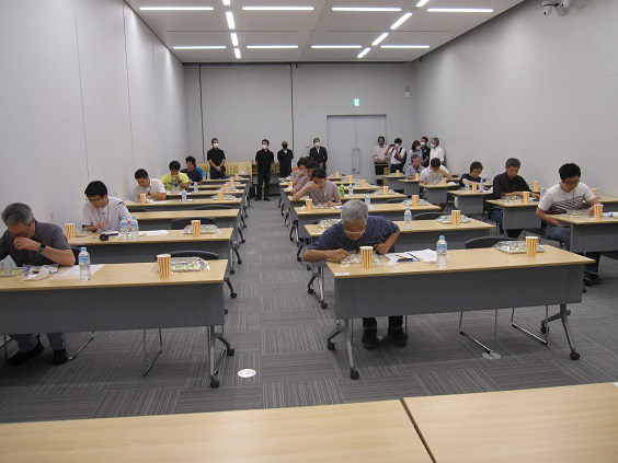 きき酒選手権会場風景